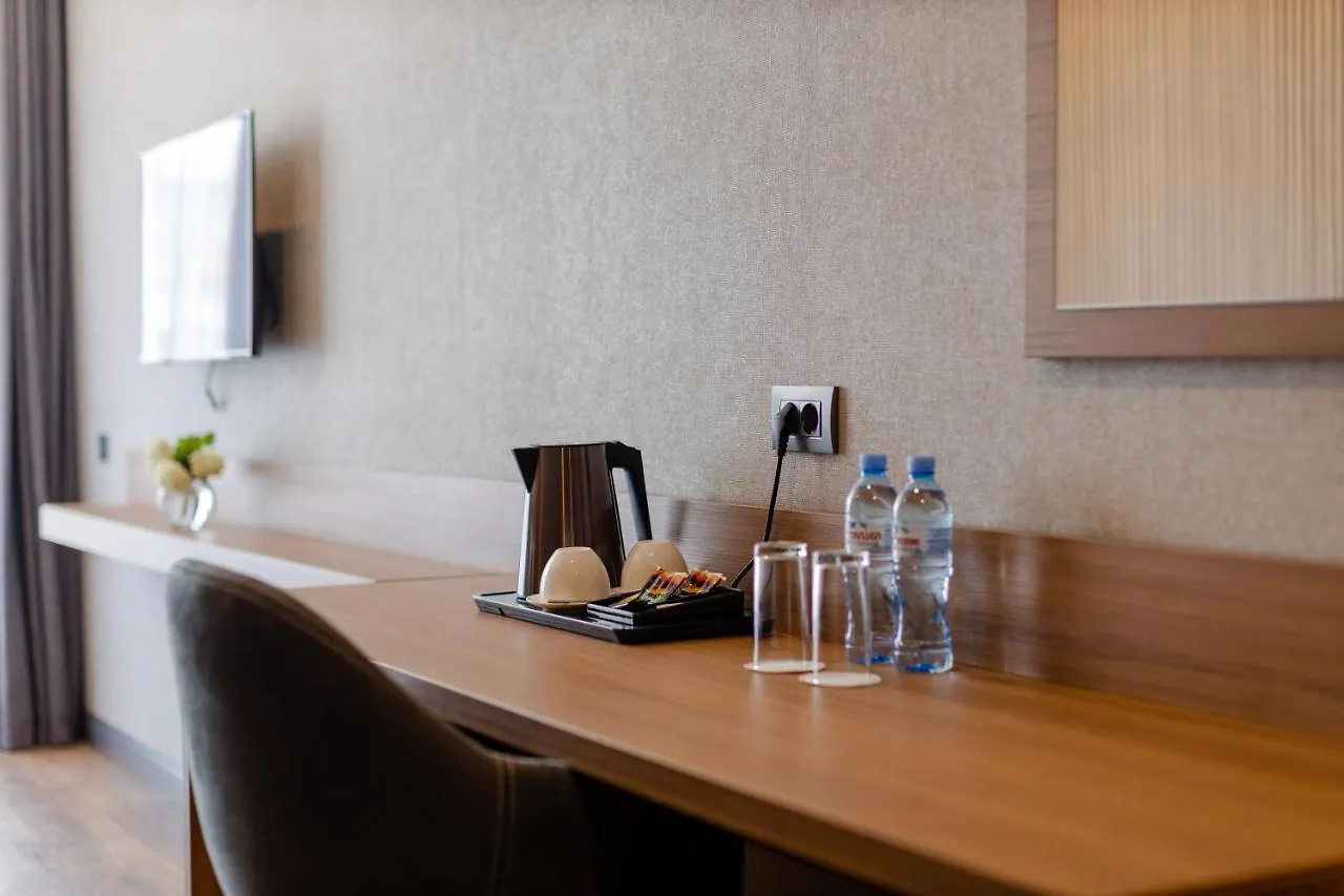 Hotel Monarch Batum